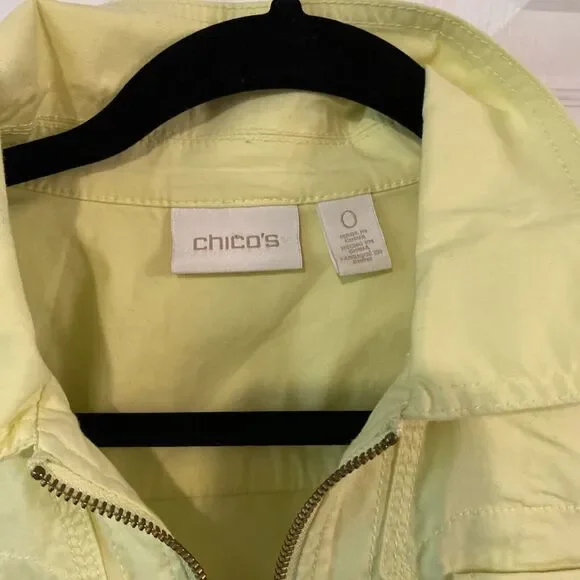 Chico’s Light Jacket Women’s Size 0 Yellow Zipper Pockets Long Sleeve - Picture 2 of 14